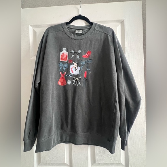 Cruella Deville CrewNeck - Picture 1 of 3